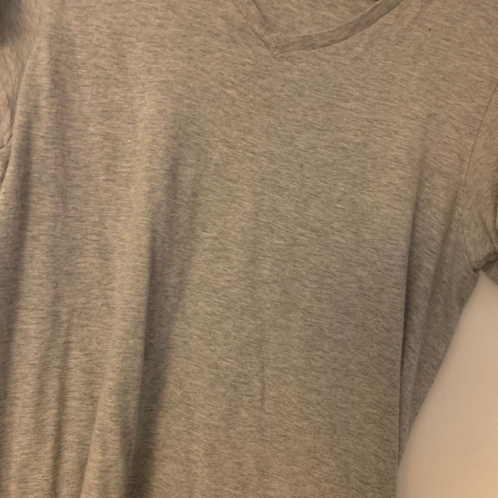 V-neck top - Picture 4 of 4